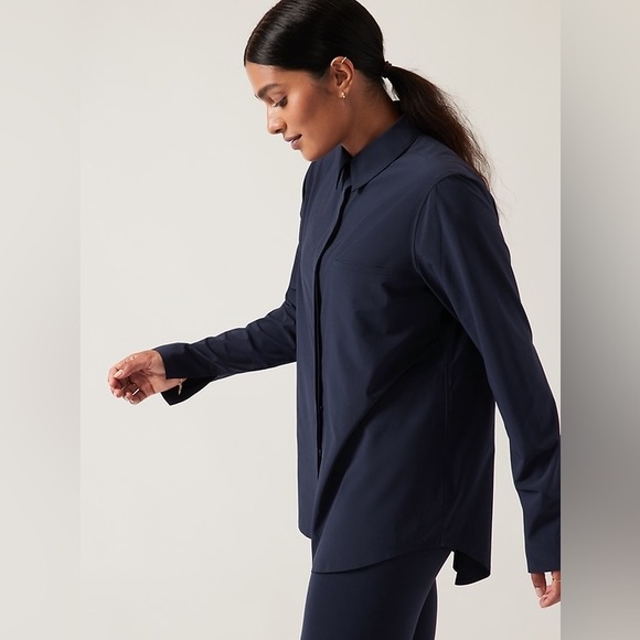 Athleta Women's Urbanite Navy Top Button Down Performance Wear- Size Small Tall - Picture 1 of 7